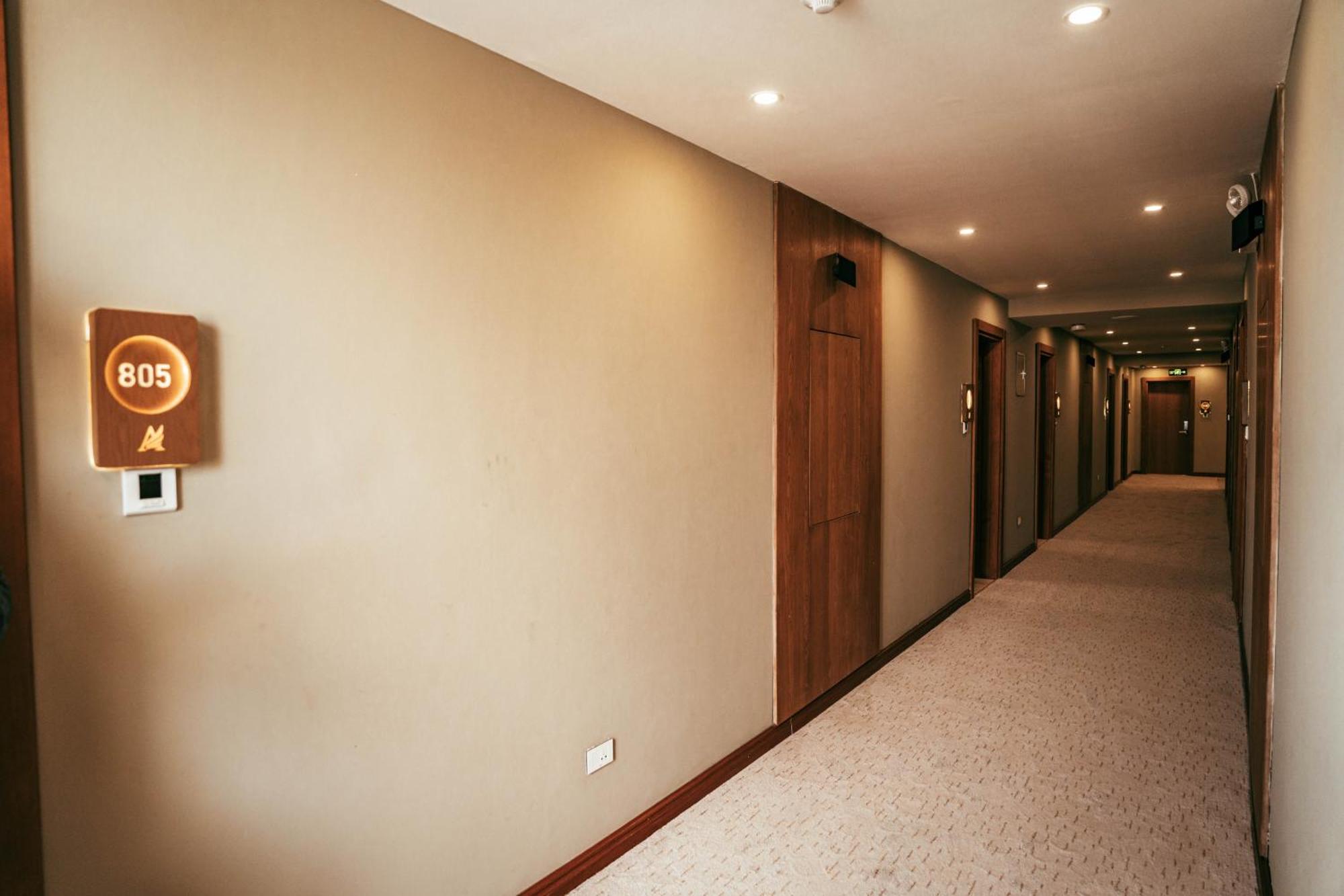 Aya Addis Hotel Exterior photo